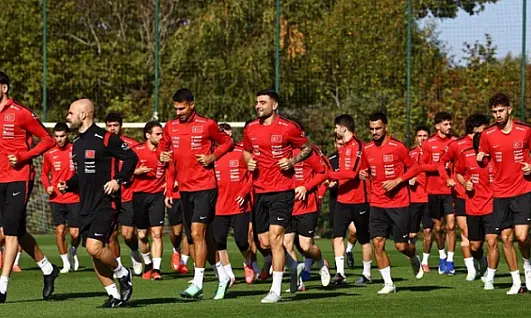 Milliler İtalya Maçına Hazırlandı! Emirhan Topçu Şoku