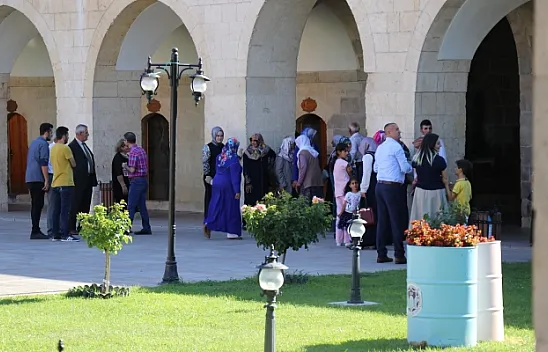 Kervansaraya yerli ve yabancı turist akını...