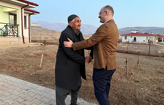 Kaymakam Sungur'dan Deprem Konutlarına Ziyaret