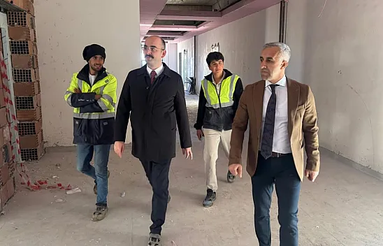 Kaymakam Sungur, TOKİ Bölgesindeki Okul İnşaatlarını İnceledi