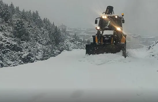 Malatya Sınırında Yoğun Kar Çalışması