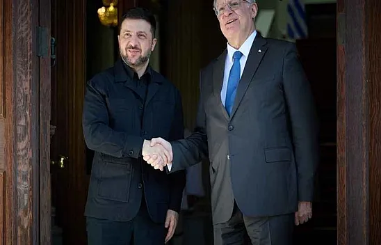 Yunanistan'dan Ukrayna'ya Kritik Enerji Desteği: ABD Kaynaklı LNG Tedariki İçin Anlaşma İmzalandı