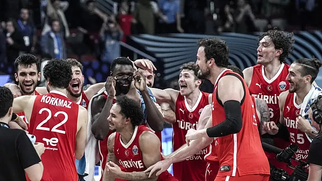 12 Dev Adam Tarih Yazmaya Hazır: EuroBasket 2025 Finalinde Rakip Almanya