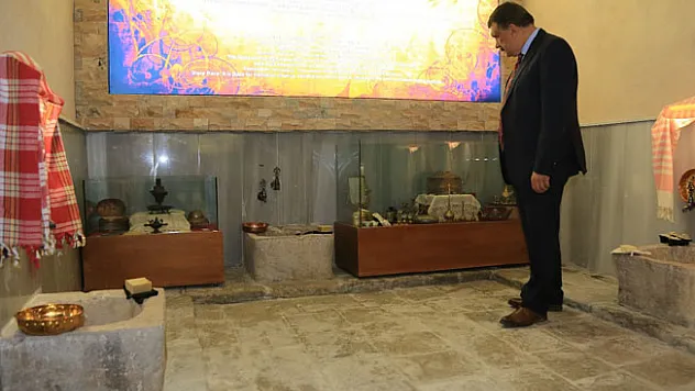 Tahtalı Hamam'a ziyaretçi akını