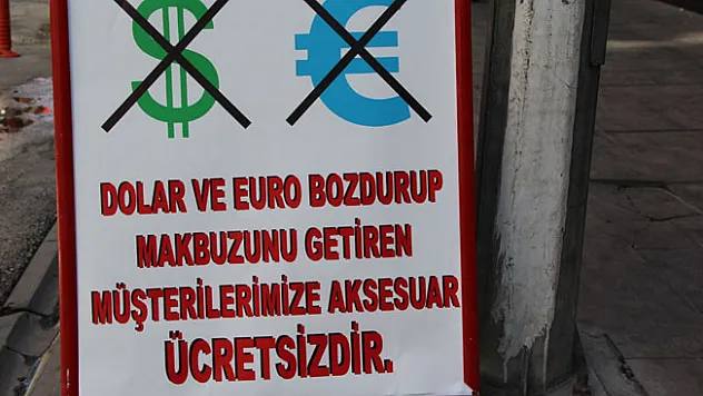 Esnaf, Türk Lirasına destek için kampanya başlattı