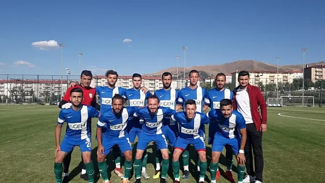 Yeşilyurt hazırlık maçında Dersimspor'u 2-1 mağlup etti