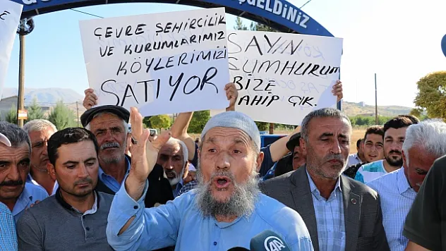 Köylüler taş ocağına karşı eylem yaptı