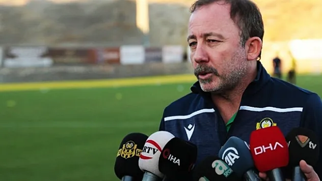Merak edilen soruya yanıt geldi: Sergen Yalçın Beşiktaş'a gidiyor mu?