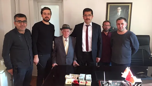 Dolandırıcılara kaptırdığı parası teslim edildi: 2 zanlı tutuklandı!