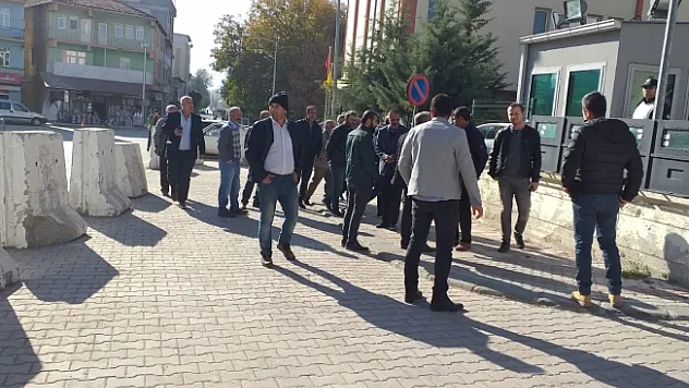 Tütün üreticileri, 7 milyon TL'lik çek karşılıksız çıkınca suç duyurusunda bulundu