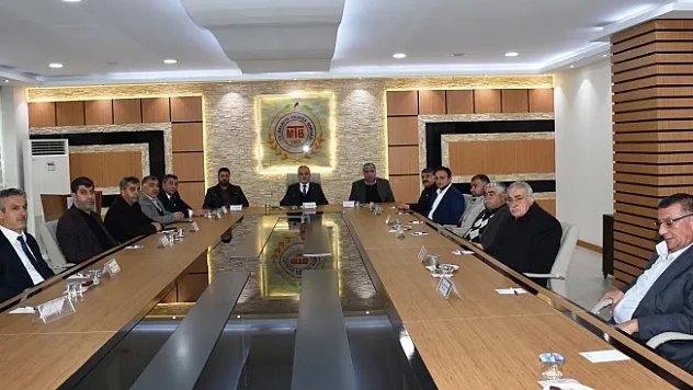 &quotArtık ihtiyaç yok dendi, 25 tır yardım geri gönderildi&quot