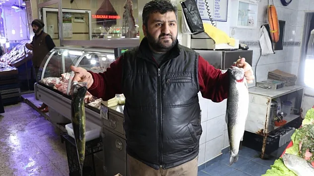 Balıkta KDV düştü, esnaf ve vatandaşın yüzü güldü