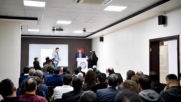 Belediye personeli İngilizce öğreniyor...
