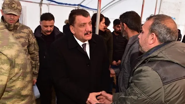 &quotBu zor günleri el ele vererek atlatacağız&quot