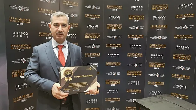 Fransa'da Yeşilyurt Belediyesi'ne başarı ödülü!