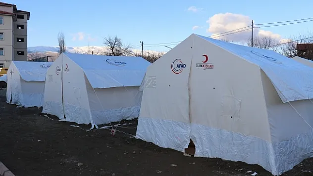 Deprem bölgesine kar uyarısı!