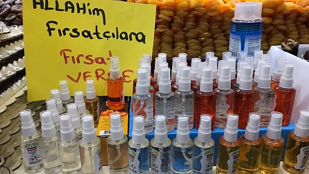 Fırsatçılara inat kolonya bedava...