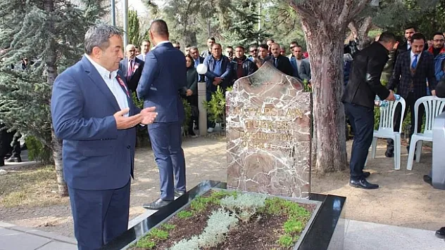 'Fikir, iman, ülkü aşkı. İnsanları güçlü yapan bunlardır'