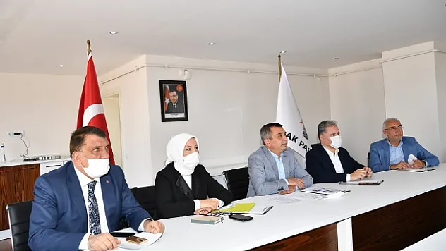 Malatya'nın talep ve sorunları Bakan Karaismailoğlu'na iletildi