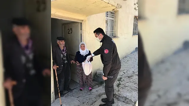 &quotYeter ki sokağa çıkma, ihtiyaçlarınızı biz karşılarız&quot