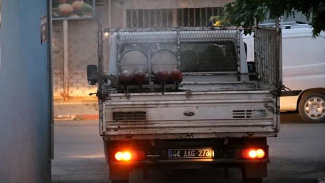 Hekimhan'da haşerelere karşı mücadele başladı!