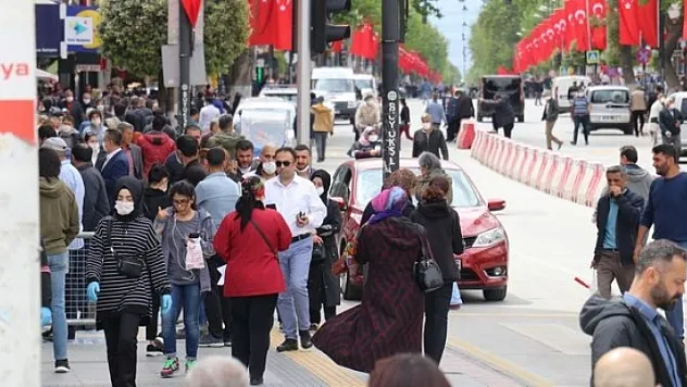 Malatya'da maskesiz sokağa çıkanlara ceza yağdı!
