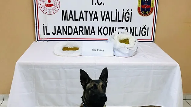 Otomobilde yapılan aramada esrar maddesi ele geçirildi!