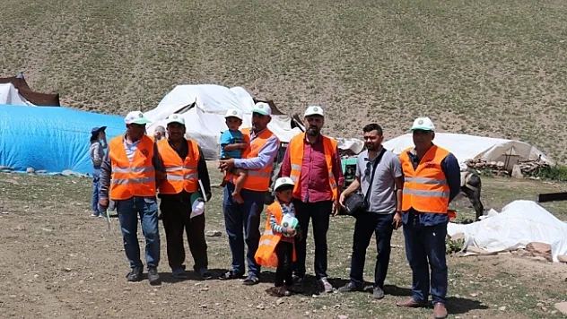 Akın, yetiştiricilerin yaşadığı sorunlara dikkat çekti!