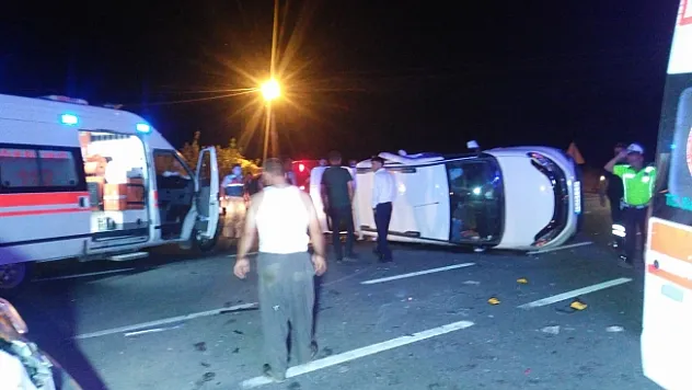 Malatya'da iki araç çarpıştı: 3'ü çocuk 8 yaralı!