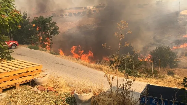Akçadağ'da sigara izmariti yangın çıkardı