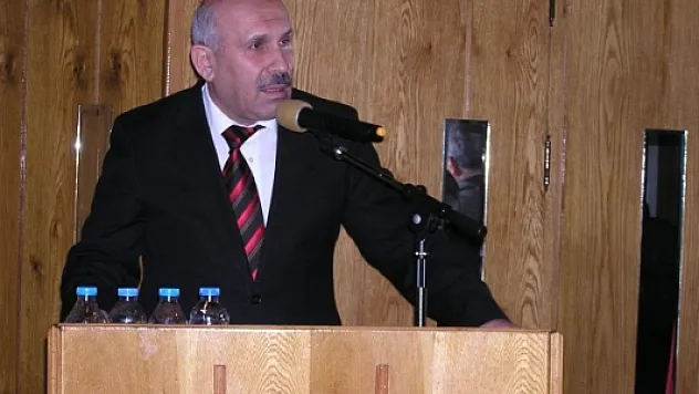 Kaya, Covid-19'a yenildi