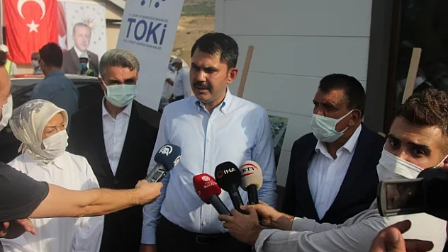 &quotMalatya ve Elazığ'da 5 bin civarında köy konutu inşa ediyoruz&quot