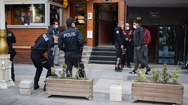 Kernek'te silahlı kavga: Ayağına isabet aldı, yardım istedi!