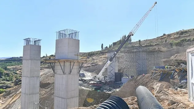 Şahnahan köprüsü bölgenin trafik yükünü hafifletecek