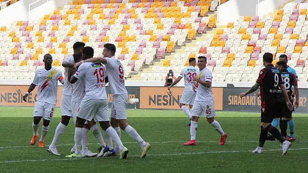 Yeni Malatyaspor, Gençlerbirliği'ni 2-1'le Geçti