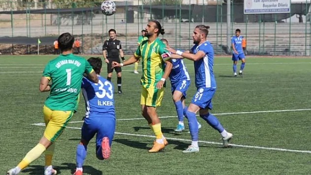 Yeşilyurt Belediyespor kupada Adıyaman'ı yendi, turladı