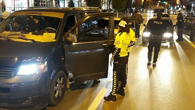 Malatya'da 24 şahsa maske takmama cezası!