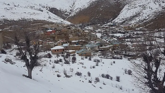 Malatya'ya yılın ilk karı yağdı!