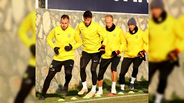 Futbolcuların alacakları ödenmeye başladı!