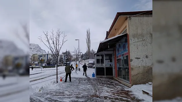 Kuluncak'ta da kar etkili oldu