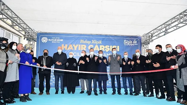 Vahap Küçük Hayır Çarşısı hizmete açıldı