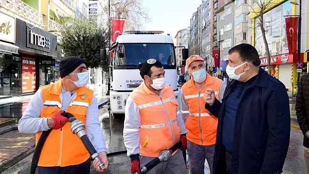 Gürkan, dezenfekte çalışmalarını denetledi