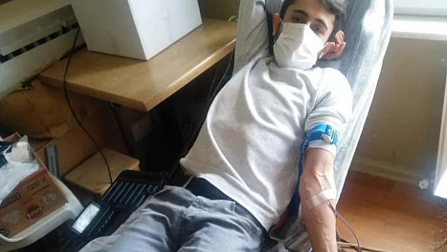 ERTV yönetimi ve personelleri, Türk Kızılay'ına kan bağışında bulundu