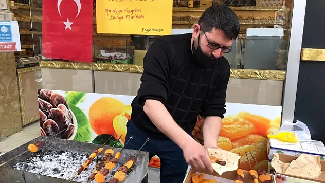 Kayısıdan bu sefer de kebap yaptılar