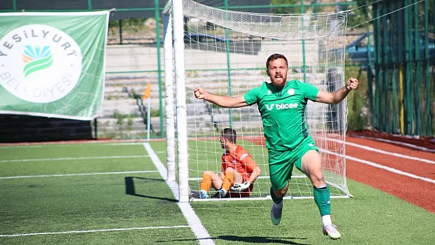 Yeşilyurt Belediyespor yarı finale yükseldi