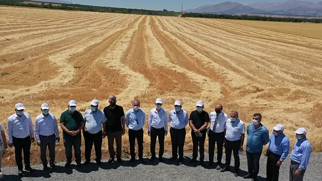 Çınar: 'Tarımsal vizyonumuzu örnek projelerle geliştiriyoruz'