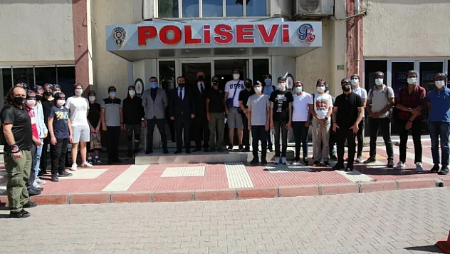 Gençler Çanakkale Gençlik Kampına uğurlandı