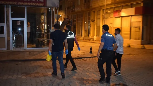 Malatya'da yabancı uyruklu iki grup arasında bıçaklı kavga: 1'i ağır 3 yaralı!
