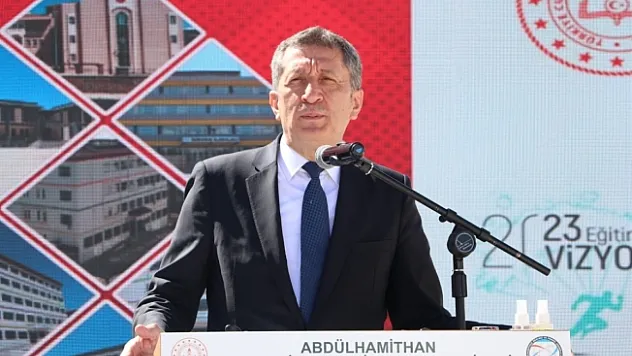 Bakan Selçuk'tan velilere çağrı: 'Çocuklarını telafi eğitimlerine göndersinler'