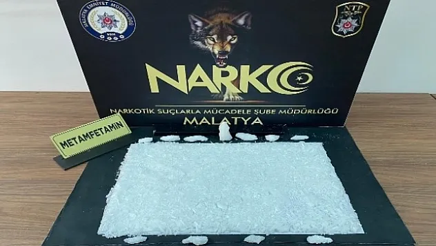 Malatya'da uyuşturucu tacirlerine darbe! 1 kilo 20 gram metamfetamin ele geçirildi!